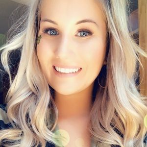 Meet your Posher, Veronica